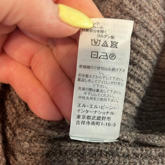 Vintage L.L. Bean Merino Wool Sweater Vest Front Zip Waterfowl Pockets Brown XXL - Picture 11 of 11